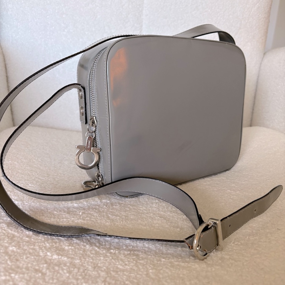 👜 Salvatore Ferragamo Vintage Box Crossbody Bag – Grey Leather